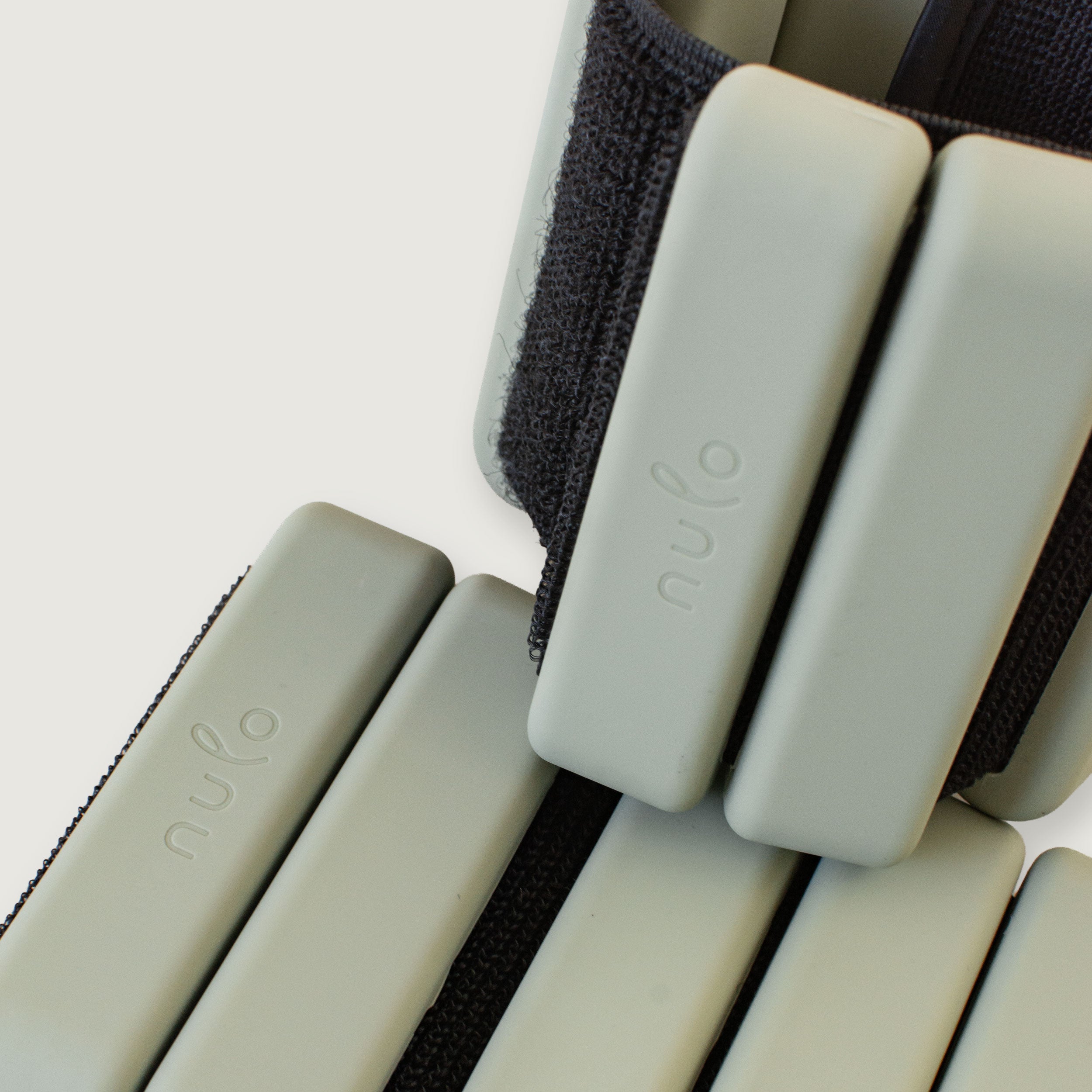 Wearable Ankle & Wrist Weights for Pilates - nulo