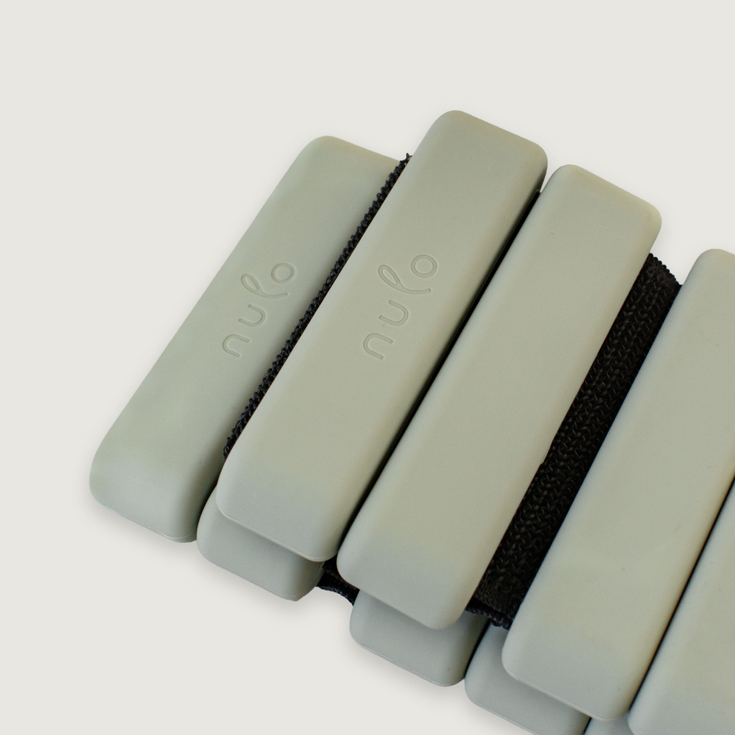 Wearable Ankle & Wrist Weights for Pilates - nulo